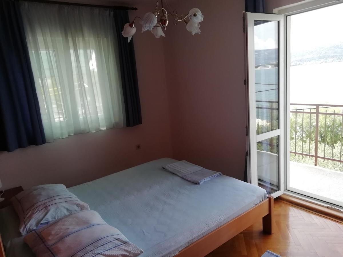 Apartmani Ante Трогір Екстер'єр фото