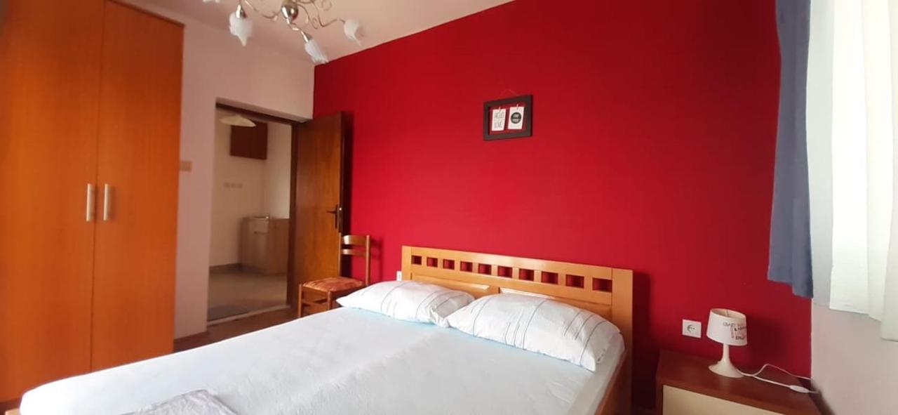 Apartmani Ante Трогір Екстер'єр фото