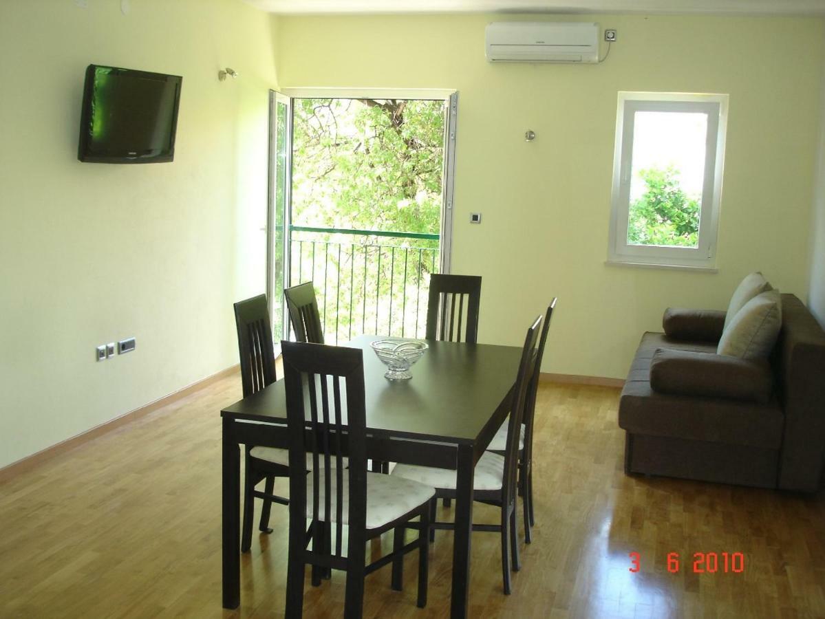 Apartmani Ante Трогір Екстер'єр фото