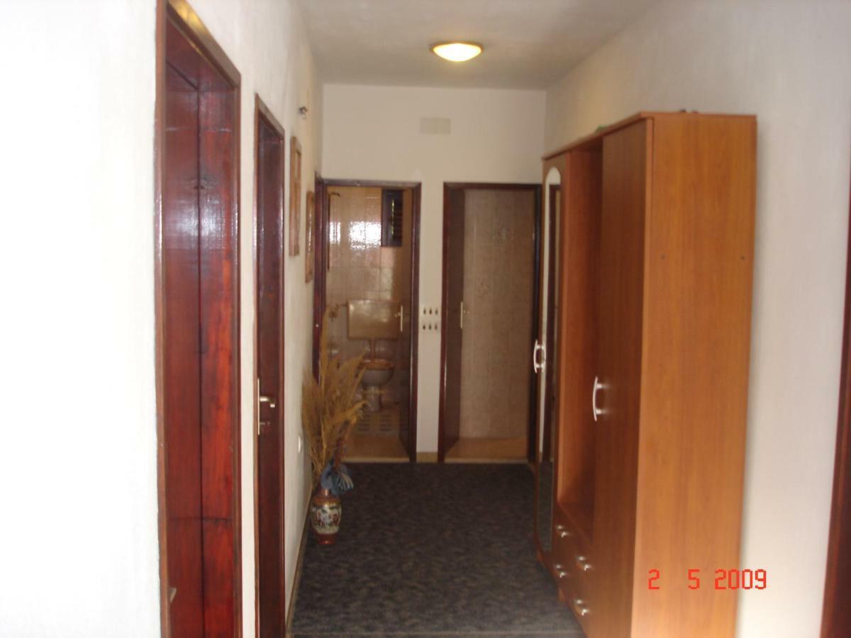 Apartmani Ante Трогір Екстер'єр фото